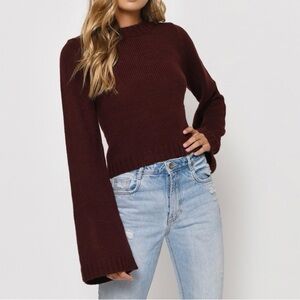 NWOT Tobi Jeannie Lace Up Crop Sweater Large Wine